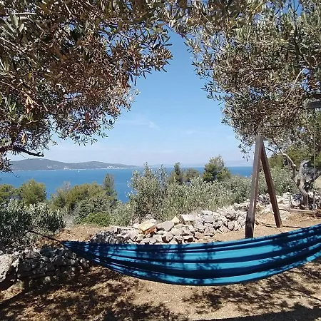 Robinson House Kata * Milna (Brac)