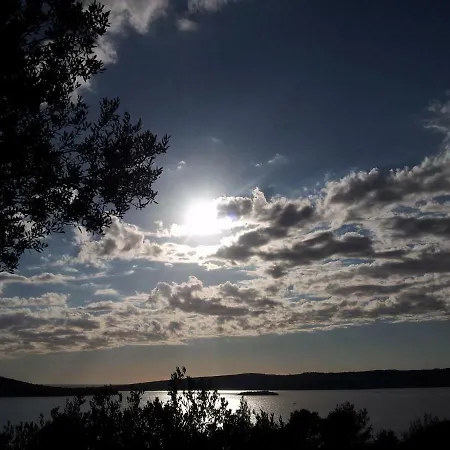 Robinson House Kata Casa vacanze Milna (Brac)